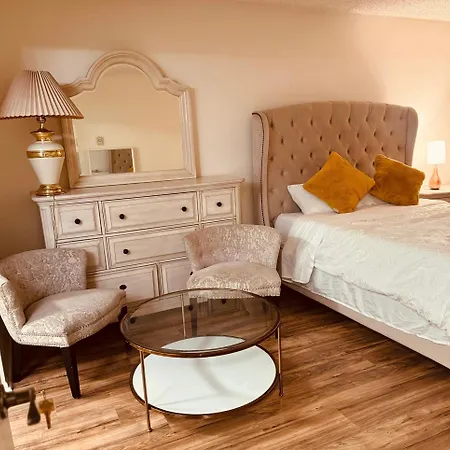 Beautiful 2 Bedroom Home Less 5 Mins To The Beach Near Lax